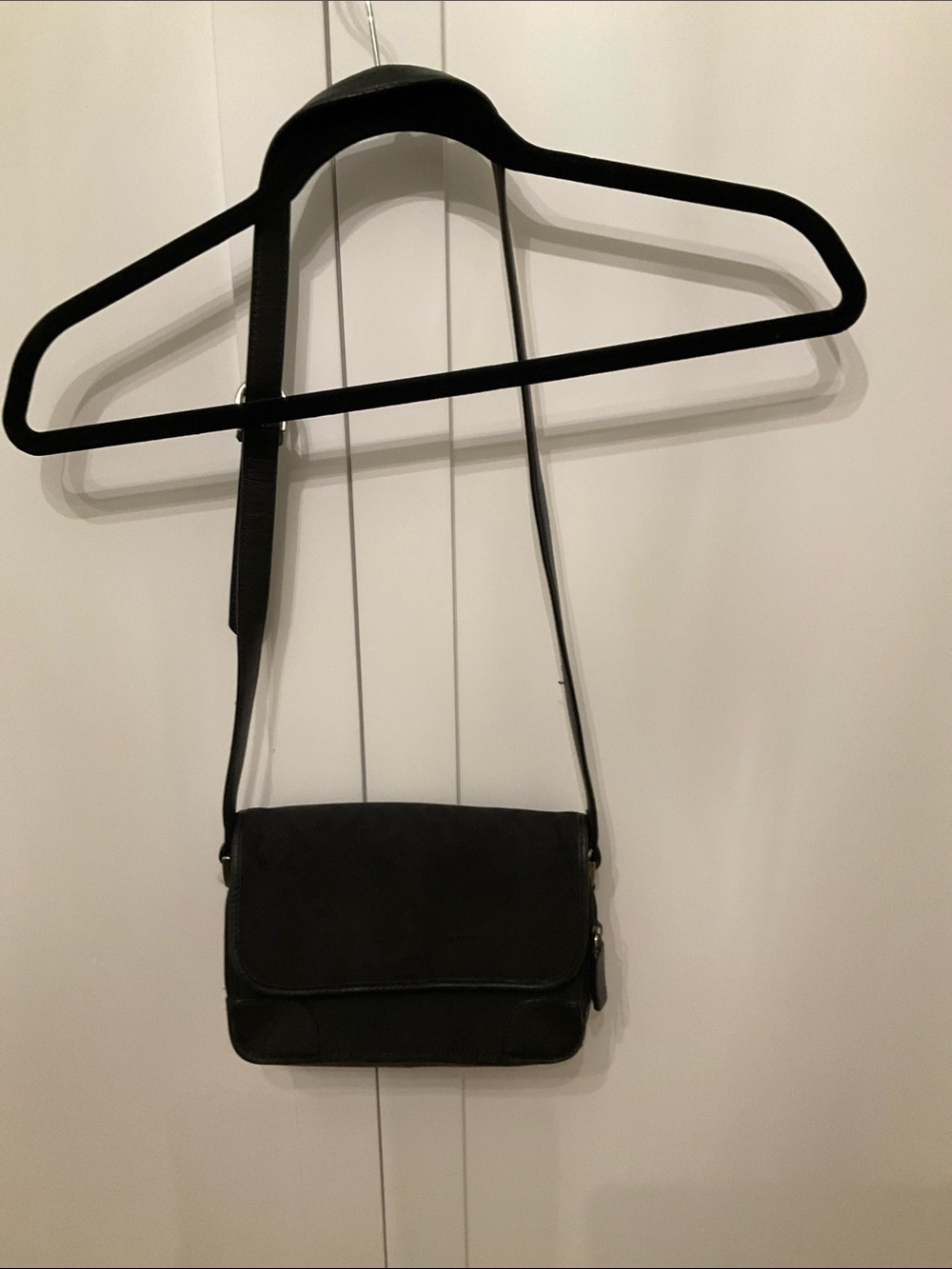 Talbots Black Crossbody Bag - Minimal Everyday Carry
